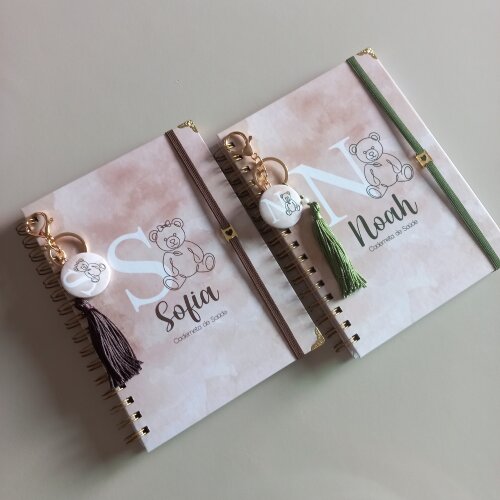 Caderneta Bebê Personalizada Minimalista com Nome Luxo