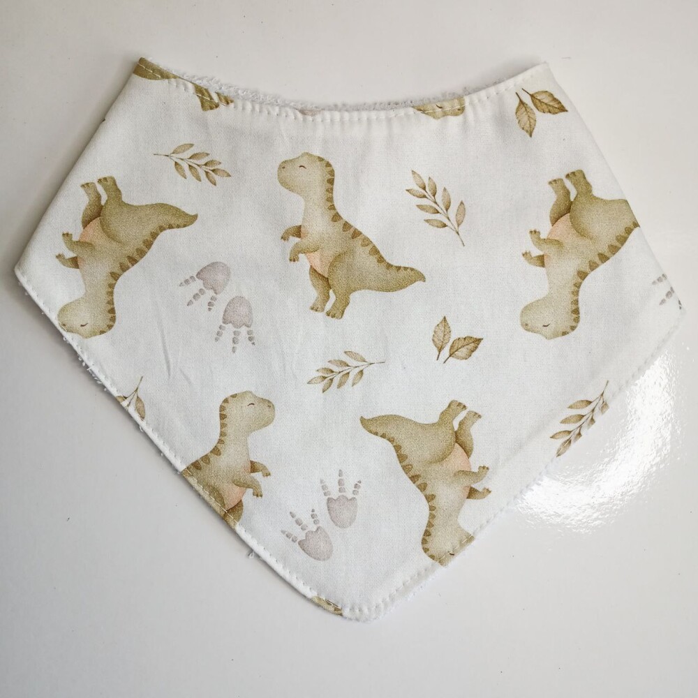 Babador Bandana Bebê Dinossauro 100% Algodão Macio e Confortáv