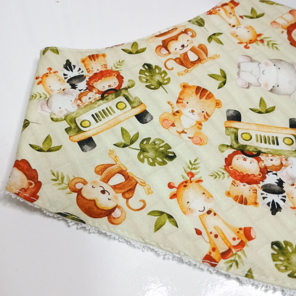 Babador Bandana Bebê Menino Estampa Safari - Algodão Dupla Face