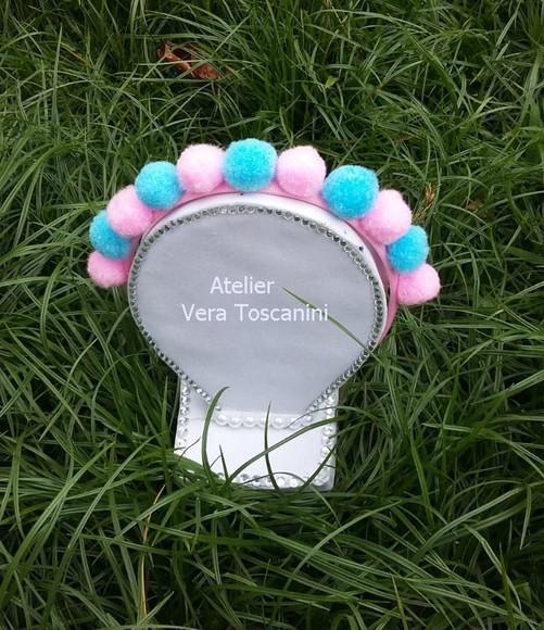 tiara pompom
