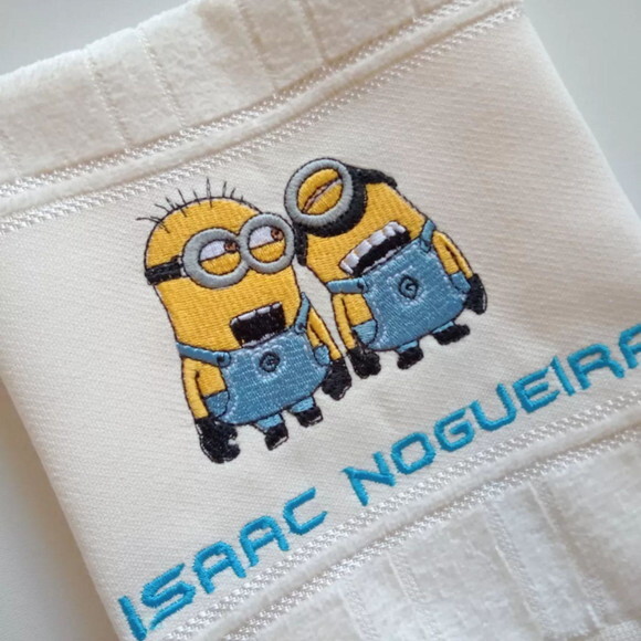 Toalhinha de Mão Bordada - Minions