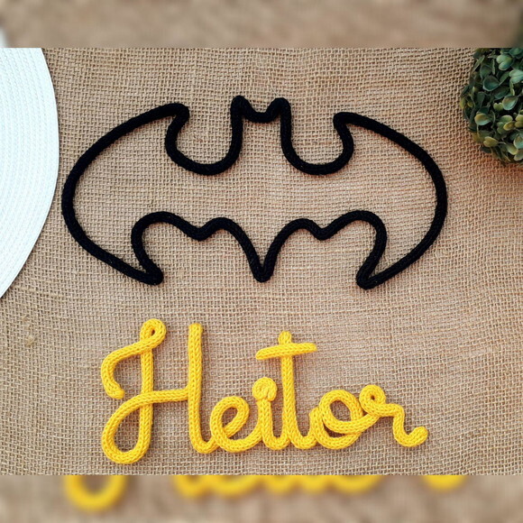 Batman + nome 6 letras em Tricotin