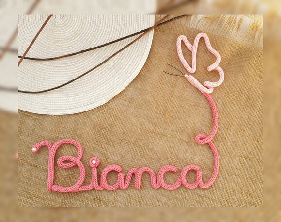 Bianca em Tricotin (ATENCAO A DESCRIÇÃO DO PRODUTO)