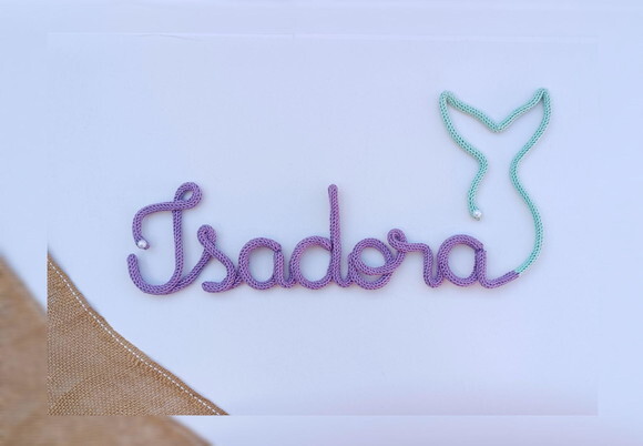 Cauda de Sereia + Nome 8 Letras em Tricotin