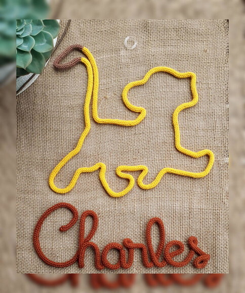 Charles em Tricotin (valor Refere-se ao Nome)