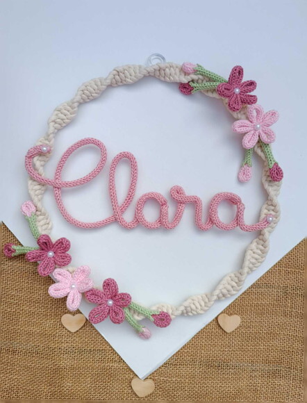 Clara em Tricotin (valor Refere-se ao Nome)