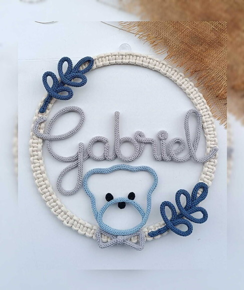 Gabriel em Tricotin (valor Refere-se ao Nome)