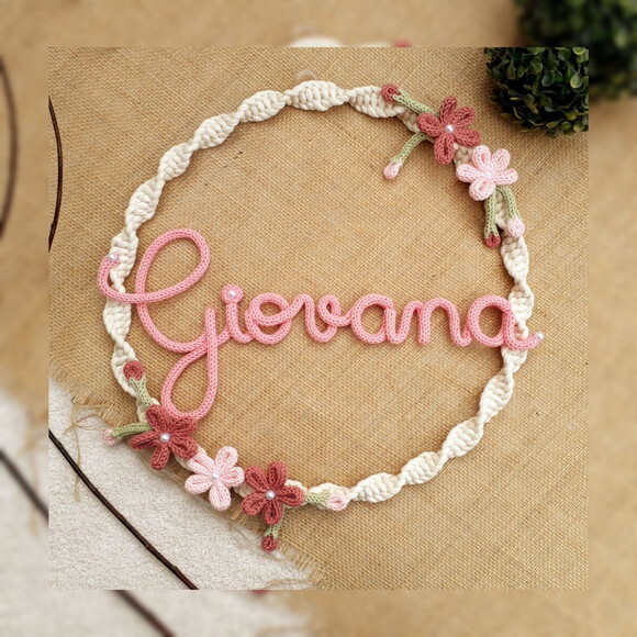Giovana em Tricotin (valor Refere-se ao Nome)