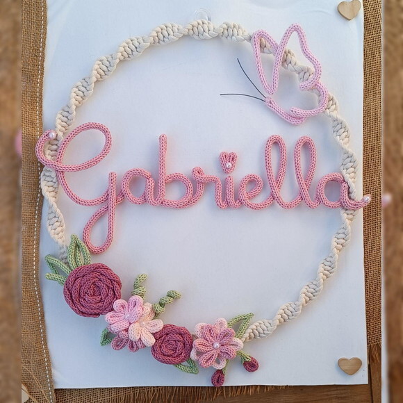 Gabriella em Tricotin (valor Refere-se ao Nome)