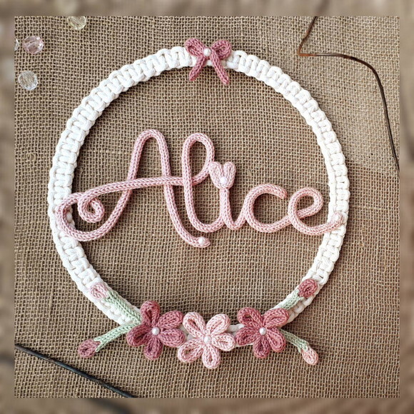Guirlanda Com 3 Flores + Nome 7 Letras