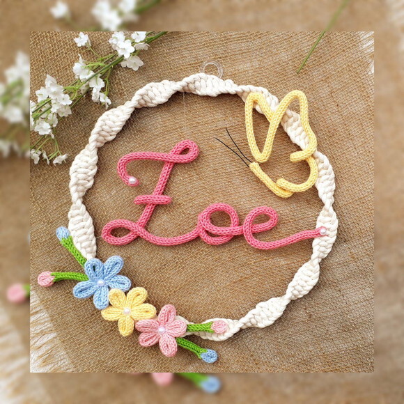 Guirlanda Macramé 3 Flores E Borboleta + Nome 3 Letras