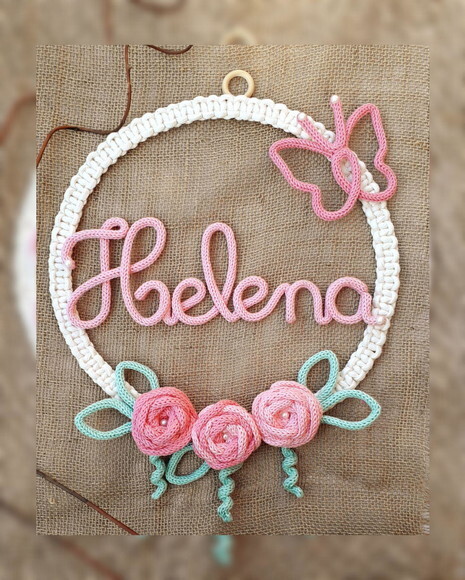 Guirlanda Rosas com coração + nome 6 letras