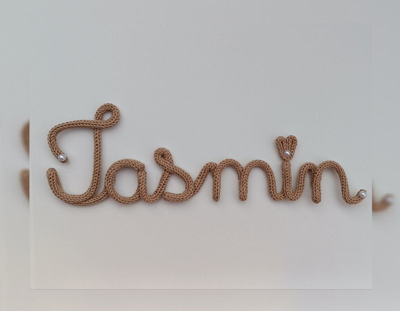Iasmin em Tricotin (valor Refere-se ao Nome)