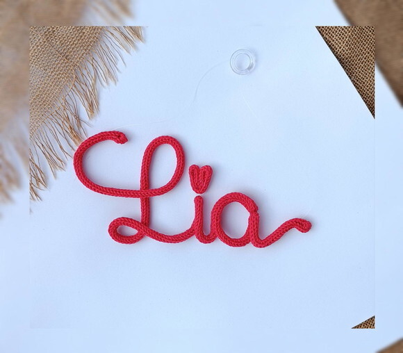 Lia em Tricotin (valor Refere-se ao Nome)