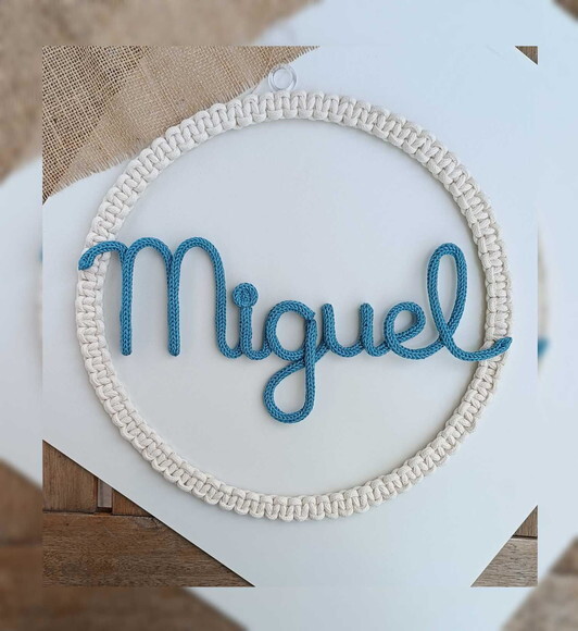 Miguel em Tricotin (valor Refere-se ao Nome)
