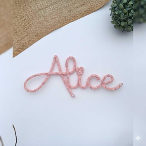 Alice em Tricotin (valor Refere-se ao Nome)