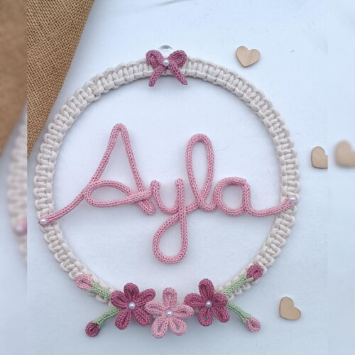 Ayla em Tricotin (valor Refere-se ao Nome)
