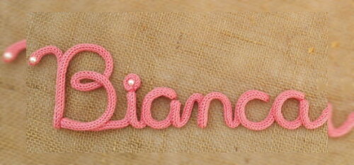Bianca em Tricotin (ATENCAO A DESCRIÇÃO DO PRODUTO)