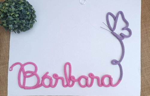 Borboleta + Nome 8 Letras em Tricotin