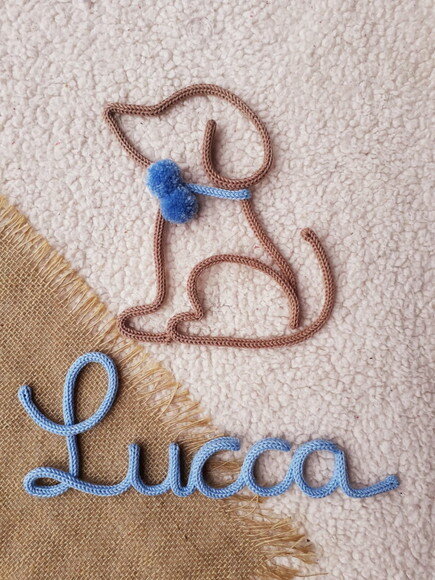 Cachorro + Nome 4 Letras em Tricotin