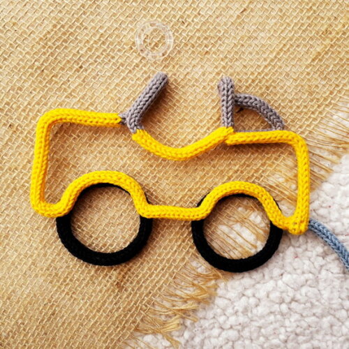 Carrinho em Tricotin + Nome 6 Letras