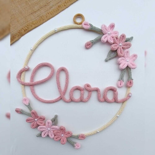 Clara em Tricotin (valor Refere-se ao Nome)