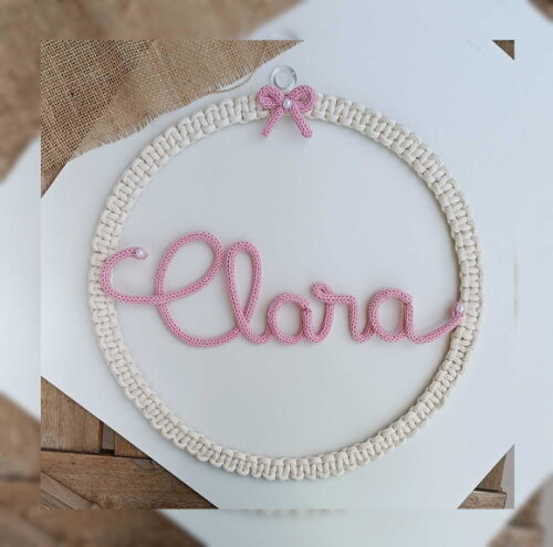 Clara em Tricotin (valor Refere-se ao Nome)