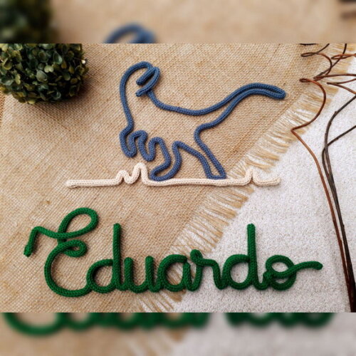 Dinossauro + nome 7 letras