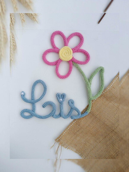 Flor + Nome 3 Letras em Tricotin