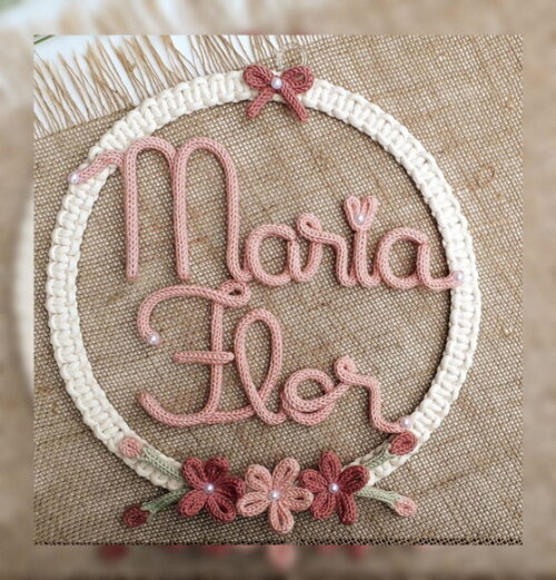 Guirlanda Com 3 Flores + Nome 3 Letras