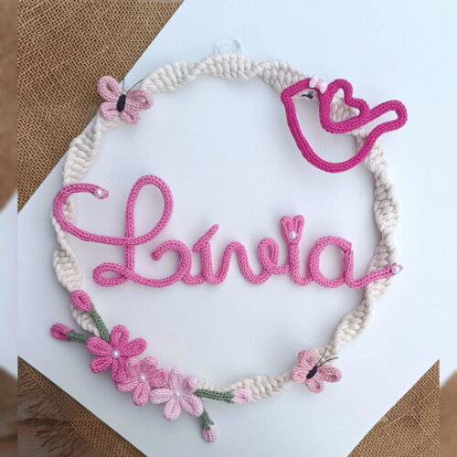 Guirlanda Macramé 3 Flores E Borboleta + Nome 5 Letras