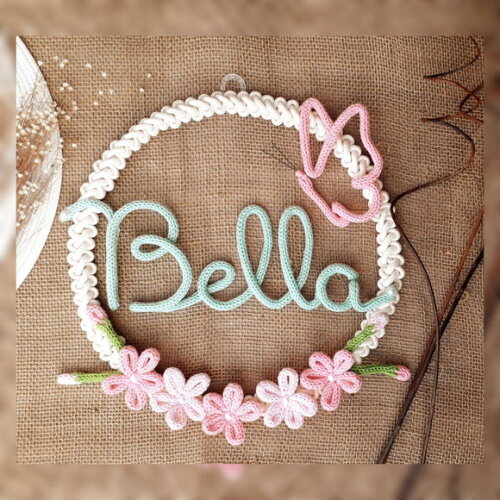 Guirlanda Macramé 5 Flores E Borboleta + Nome 5 Letras