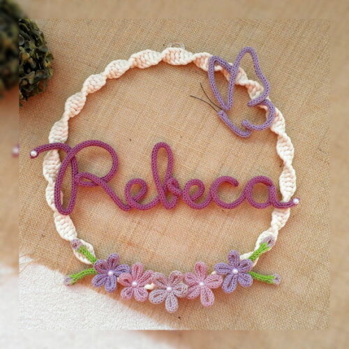Guirlanda Macramé 5 Flores E Borboleta + Nome 6 Letras