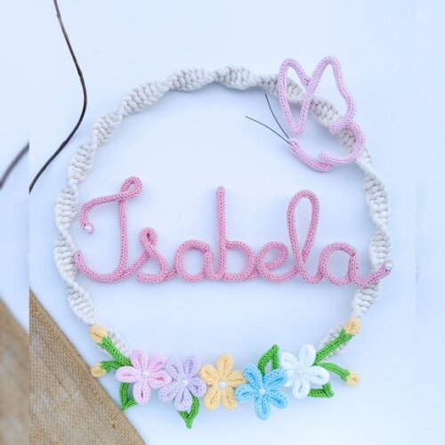 Guirlanda Macramé 5 Flores E Borboleta + Nome 7 Letras