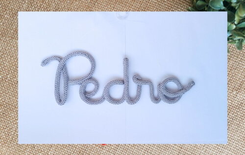 Pedro em Tricotin (valor Refere-se ao Nome)