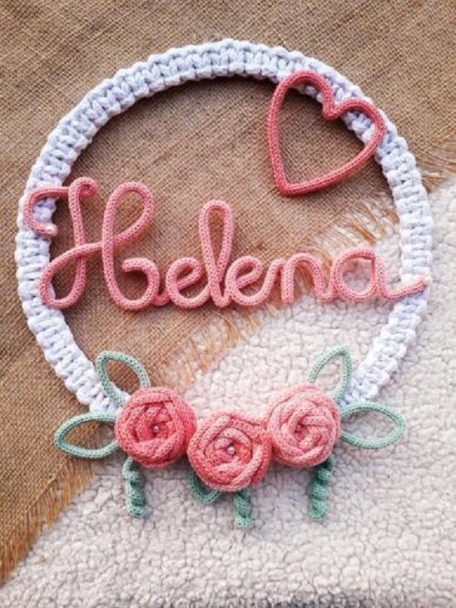 Helena em Tricotin (valor Refere-se ao Nome)