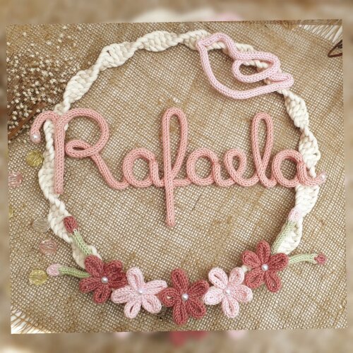Rafaela em Tricotin (valor Refere-se ao Nome)