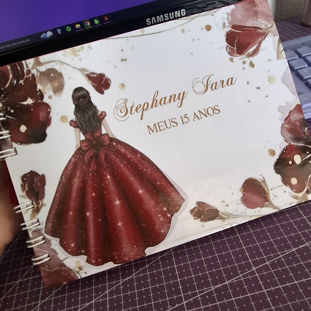 Caderno Assinatura Debutante