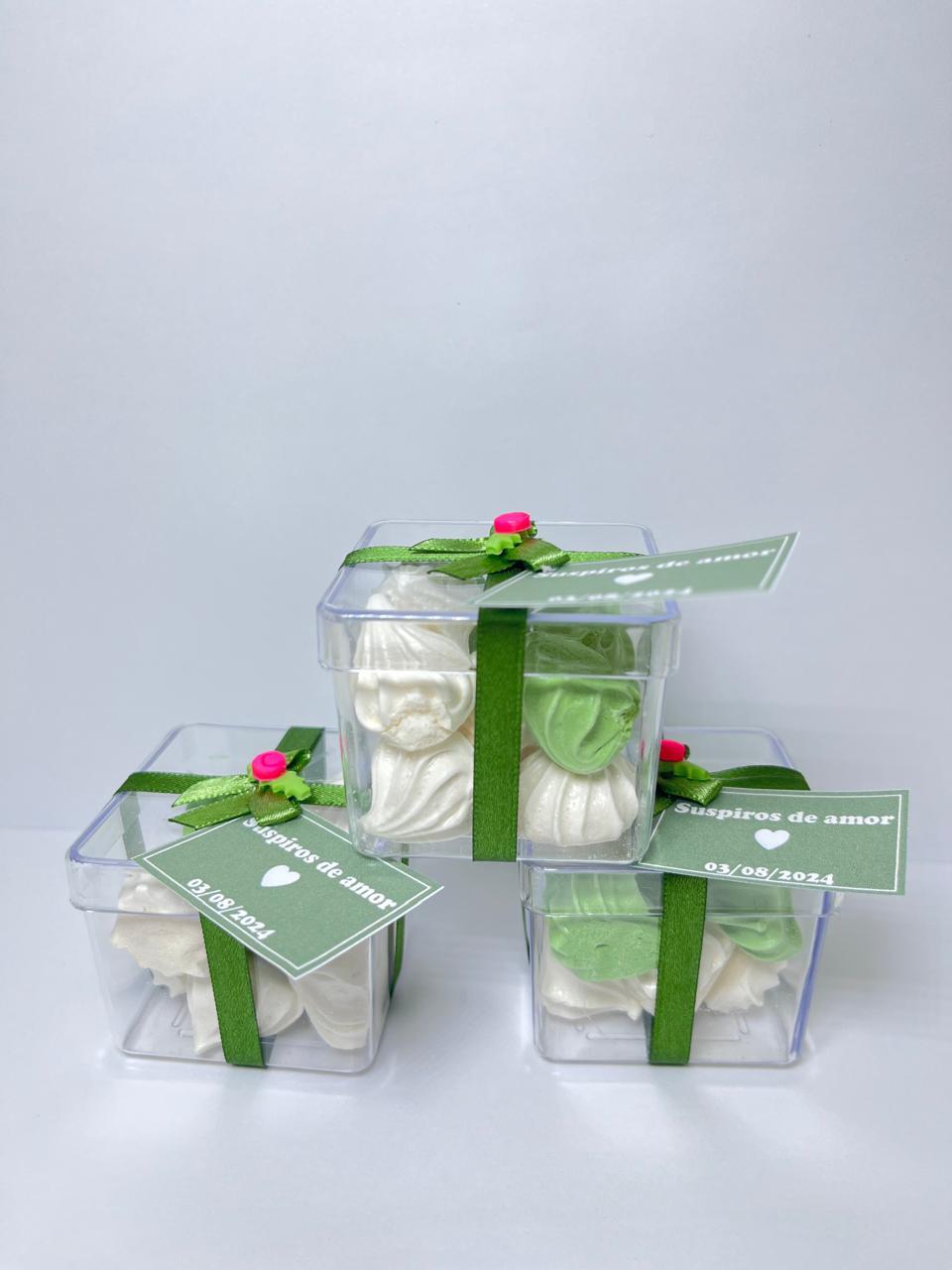20 Lembrancinhas com mini suspiros gourmet