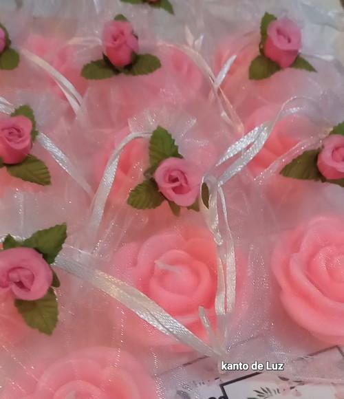 Lembrancinha Vela Rosa Média