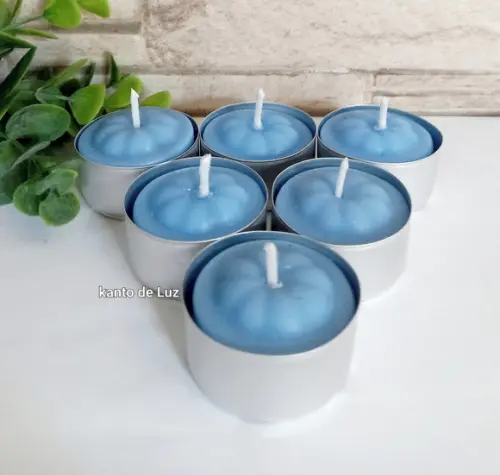 Latinha com Vela  Azul aromatizada