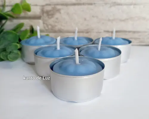 Latinha com Vela  Azul aromatizada