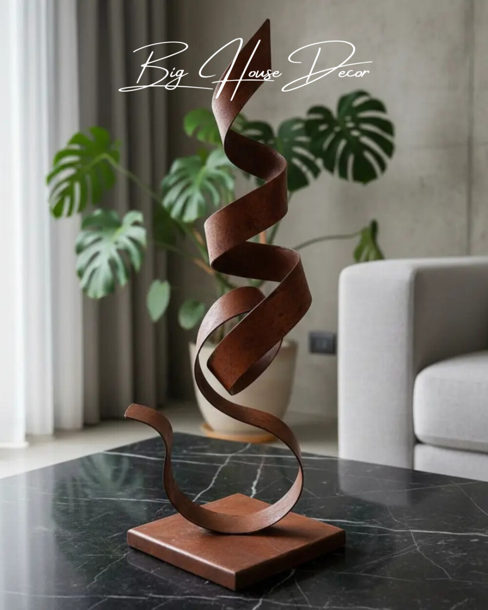 Escultura de mesa metal modelo MOVIE varias cores