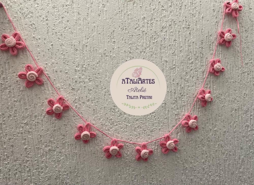 Varal Decorativo Infantil em Tricotin
