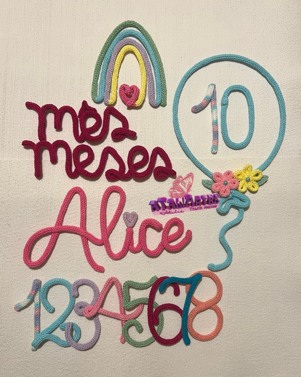 Kit Mêsversário Menina Arco-íris de Amor com Nome Tricotin
