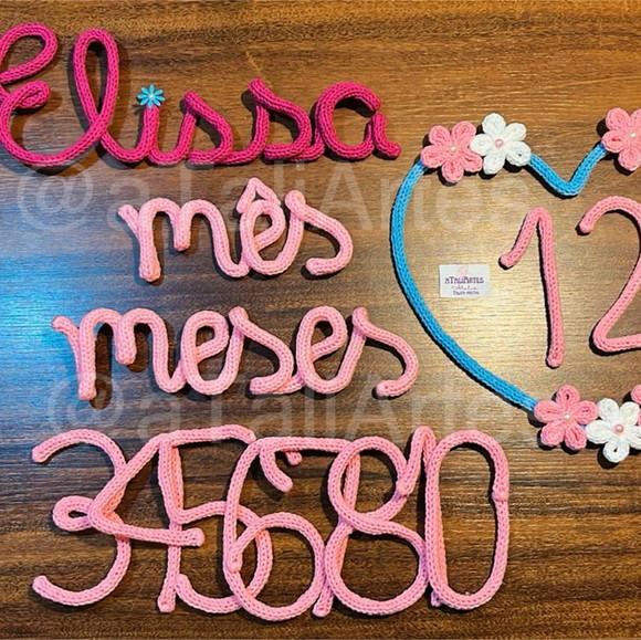 Kit Mêsversário Coração Floral em Tricotin