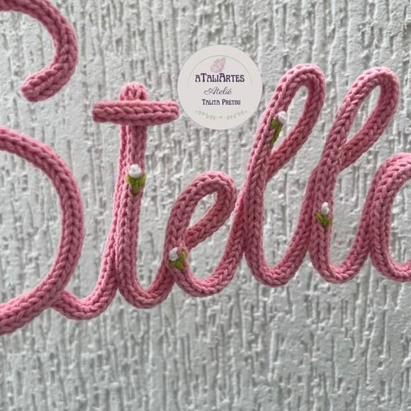 Porta Maternidade Nome com Bordado personalizado em tricotin