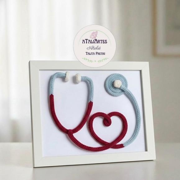 Quadrinho com Estetoscópio Personalizado em Tricotin