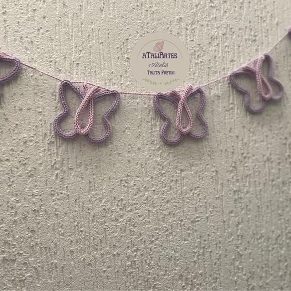 Varal de Borboletas Personalizadas em Tricotin
