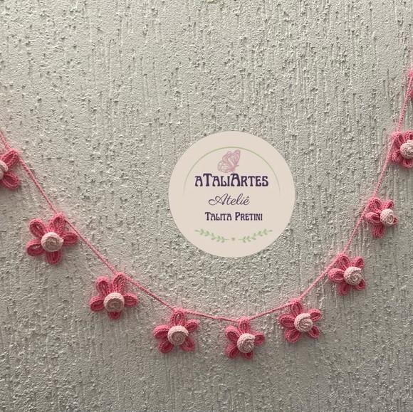 Varal de Flores Decorativas Personalizadas em Tricotin